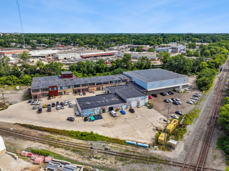 701 E South St, Lansing, MI for sale - Building Photo - Image 2 of 11