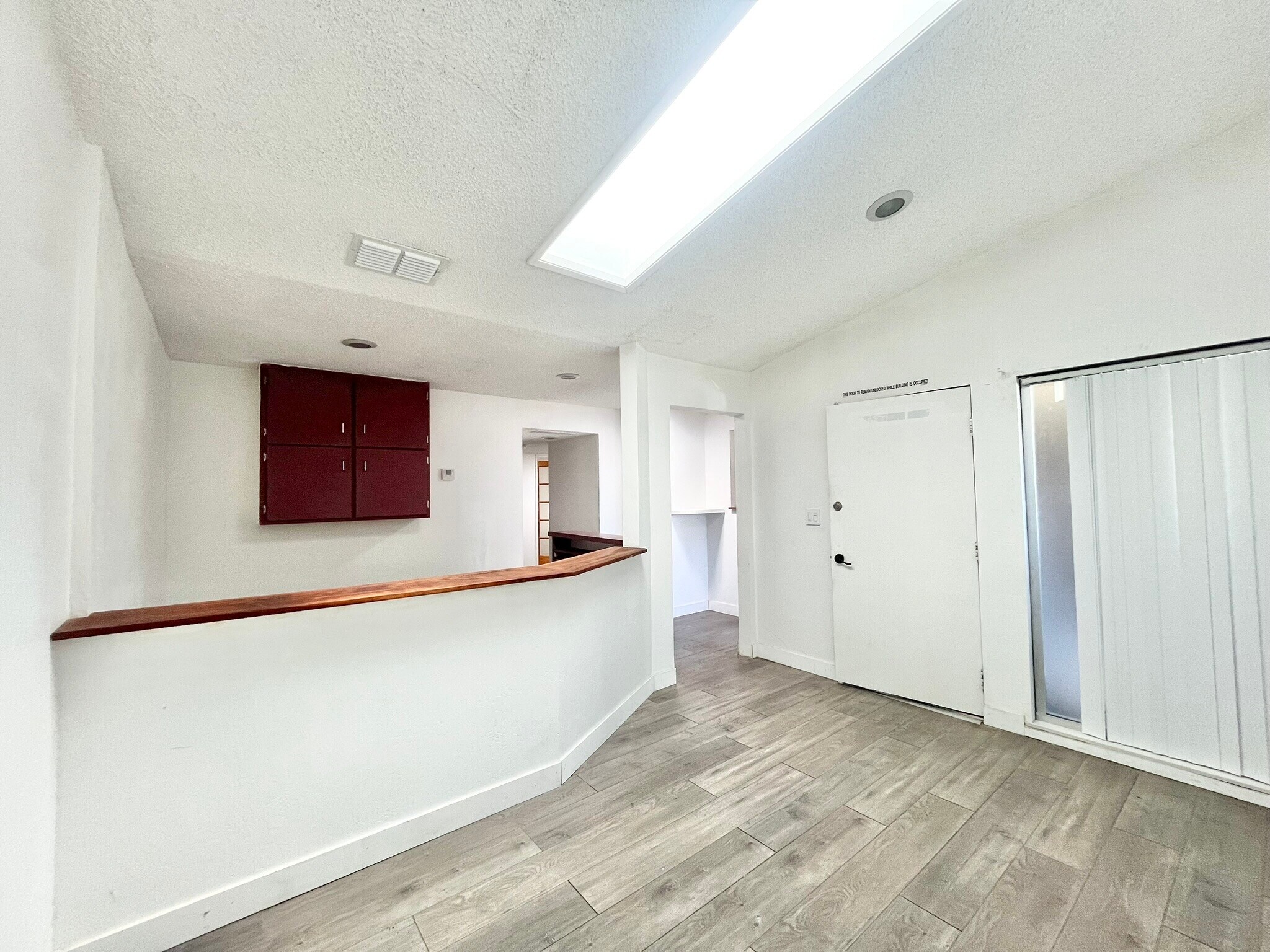 8329 Fair Oaks Blvd, Carmichael, CA for sale Interior Photo- Image 1 of 6