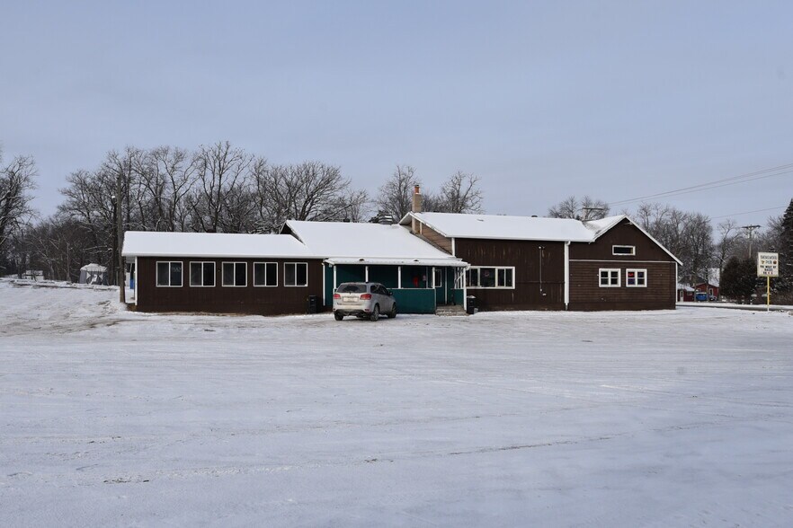 1743 Long Bridge Rd, Detroit Lakes, MN for sale - Primary Photo - Image 1 of 1
