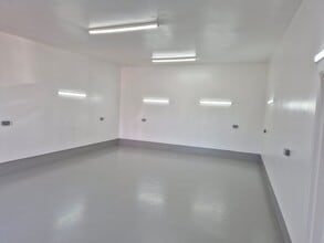 Embankment Road, Bembridge for lease Interior Photo- Image 1 of 1