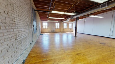 635 9th St, Minneapolis, MN for lease Interior Photo- Image 2 of 6