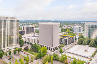 700 NE Multnomah St, Portland, OR - aerial  map view