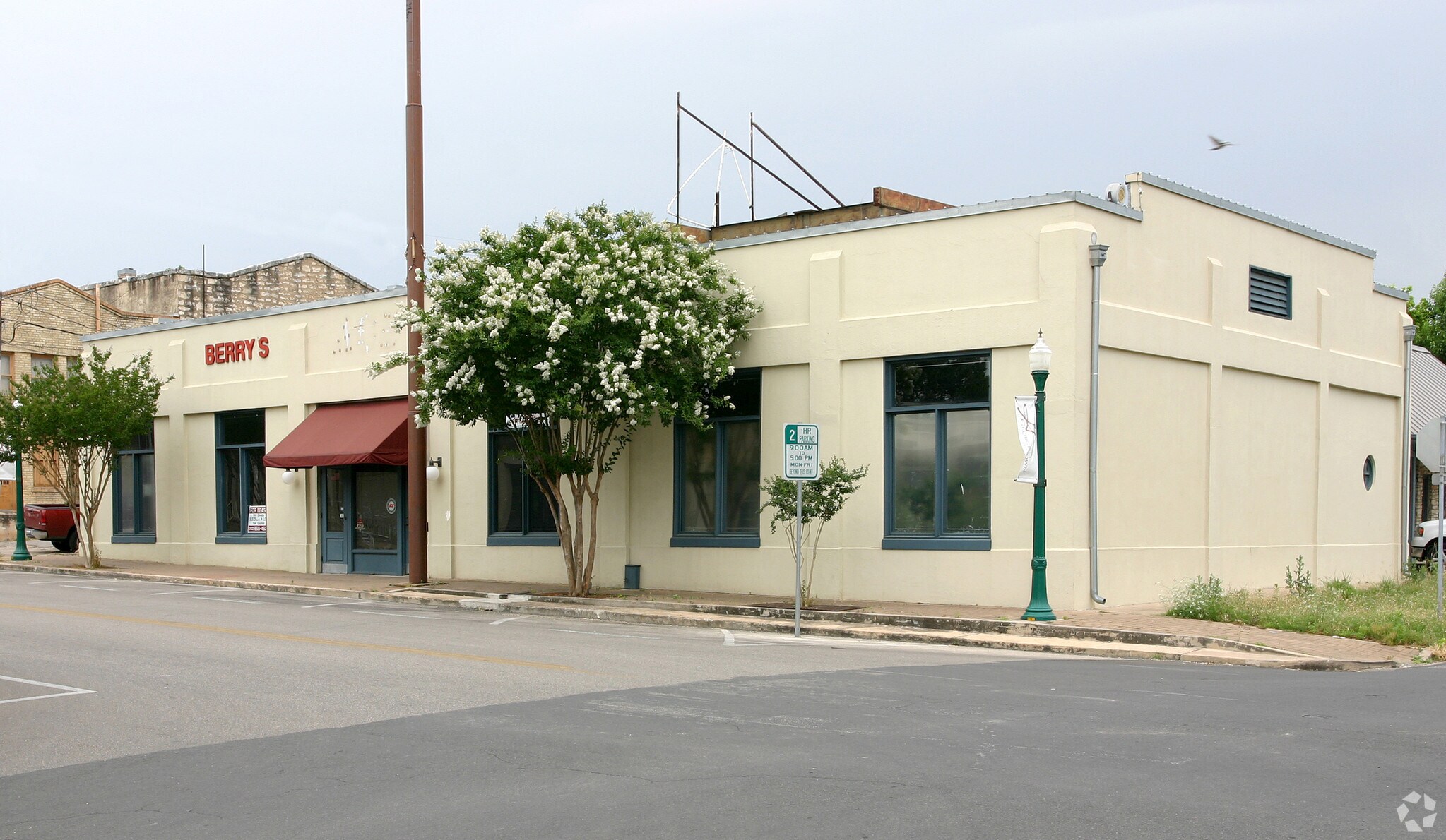 212 W 7th St, Georgetown, TX for sale Primary Photo- Image 1 of 1