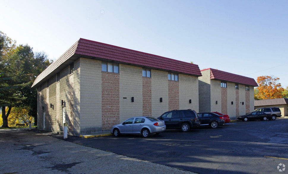 301 E 1st Ave, Tarentum, PA for lease - Building Photo - Image 2 of 4