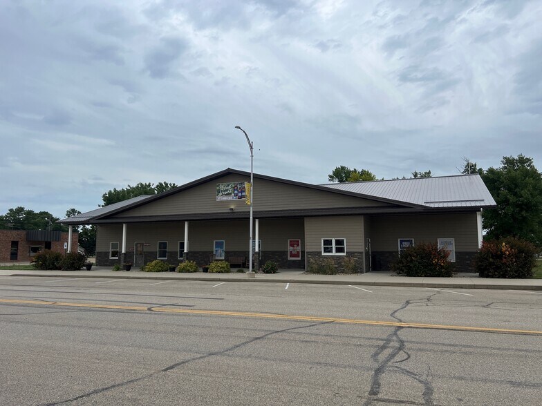 416 Main, Langford, SD 57454