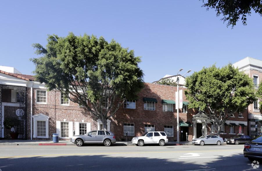 1015 Gayley Ave, Los Angeles, CA for lease - Building Photo - Image 1 of 16