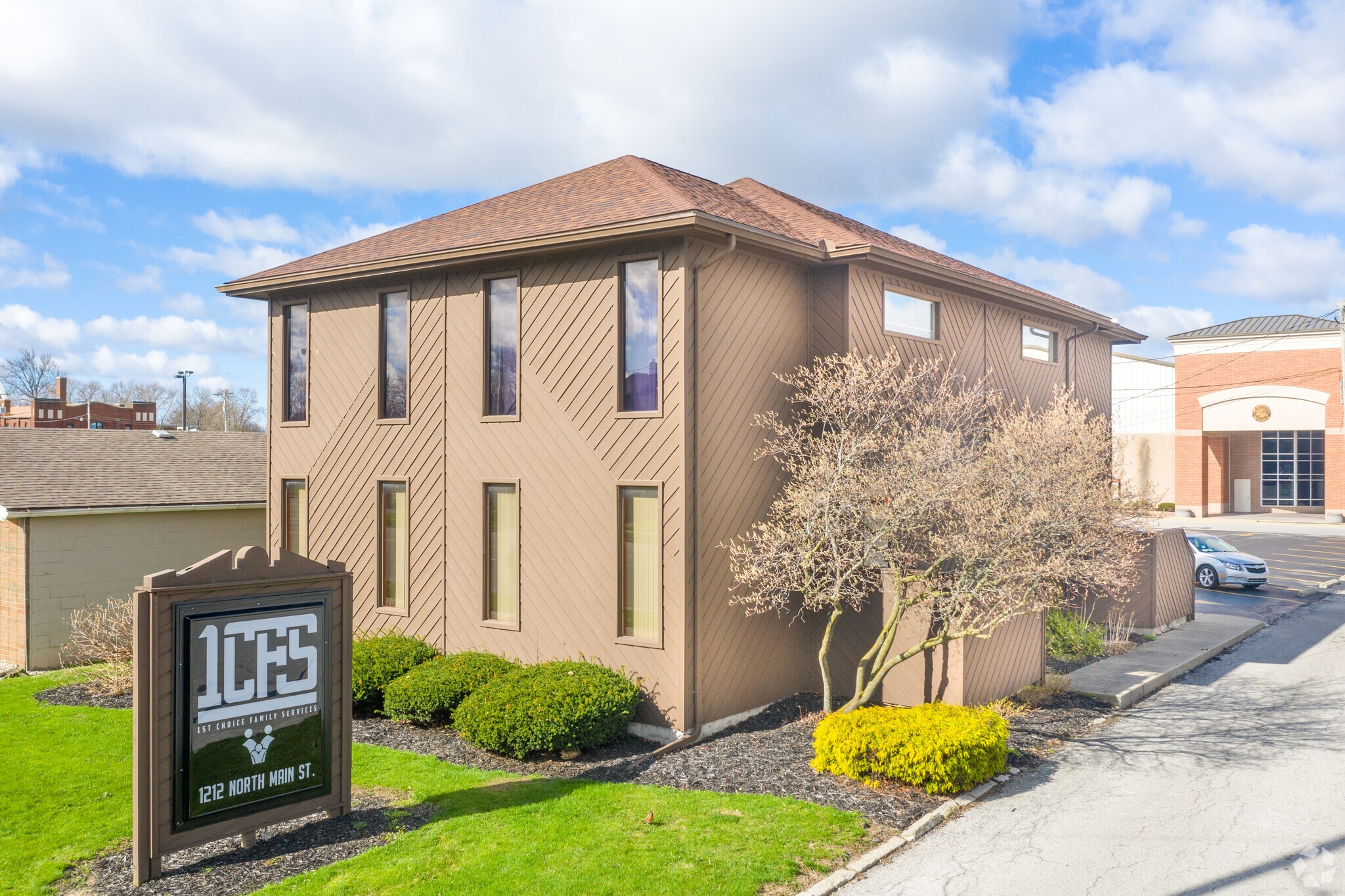 1212 N Main St, Findlay, OH for sale Primary Photo- Image 1 of 1