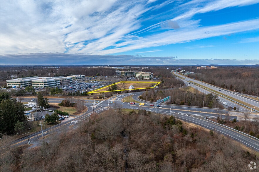 400 Charles Ewing Blvd, Ewing Township, NJ for sale - Primary Photo - Image 1 of 14