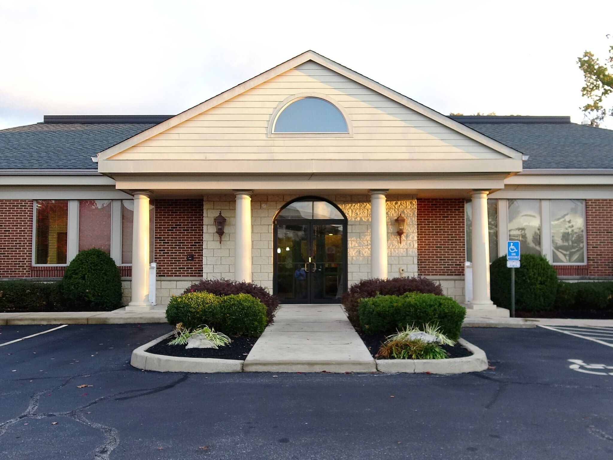 5240 E Galbraith Rd, Cincinnati, OH 45236 5240 E Galbraith Road