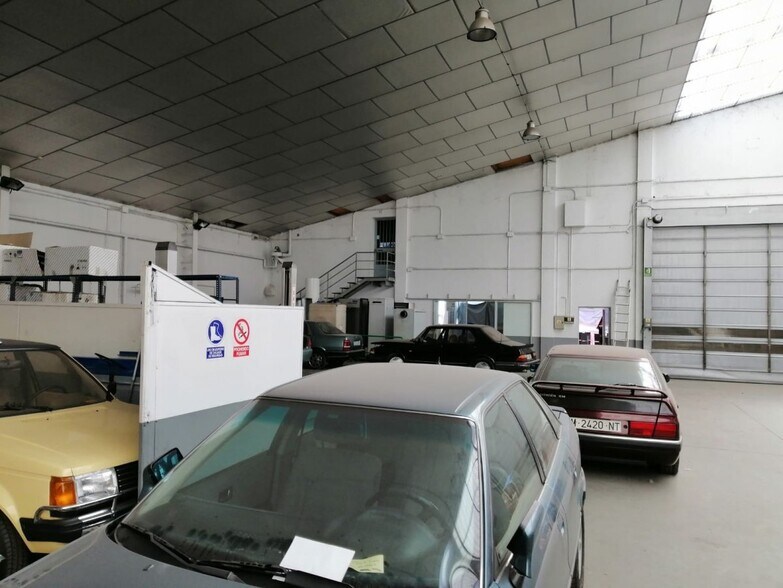 Industrial in Cabrerizos for sale - Building Photo - Image 2 of 4