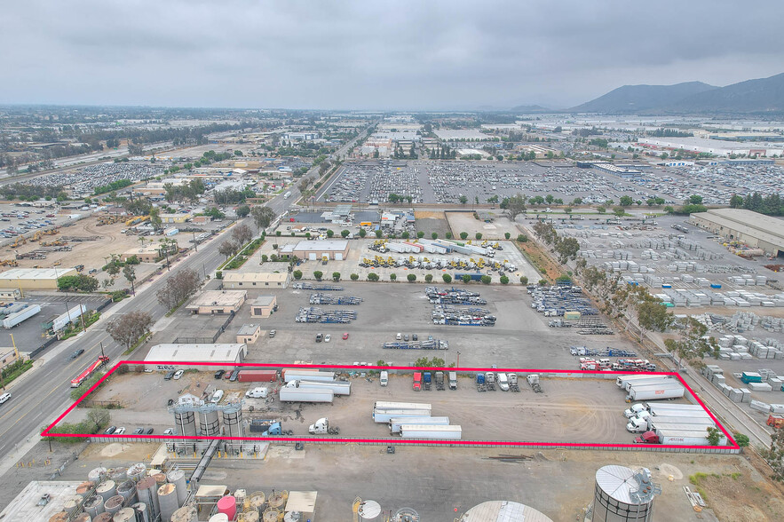 14955 Slover Ave, Fontana, CA for sale - Aerial - Image 2 of 8