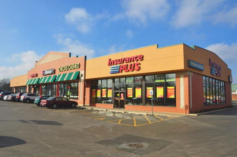 305 W Indian Trl, Aurora, IL for sale - Primary Photo - Image 1 of 1