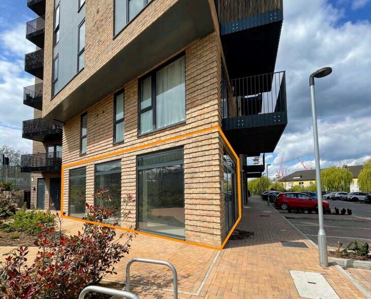 Hampden Rd, London, N8 0HG Unit 1