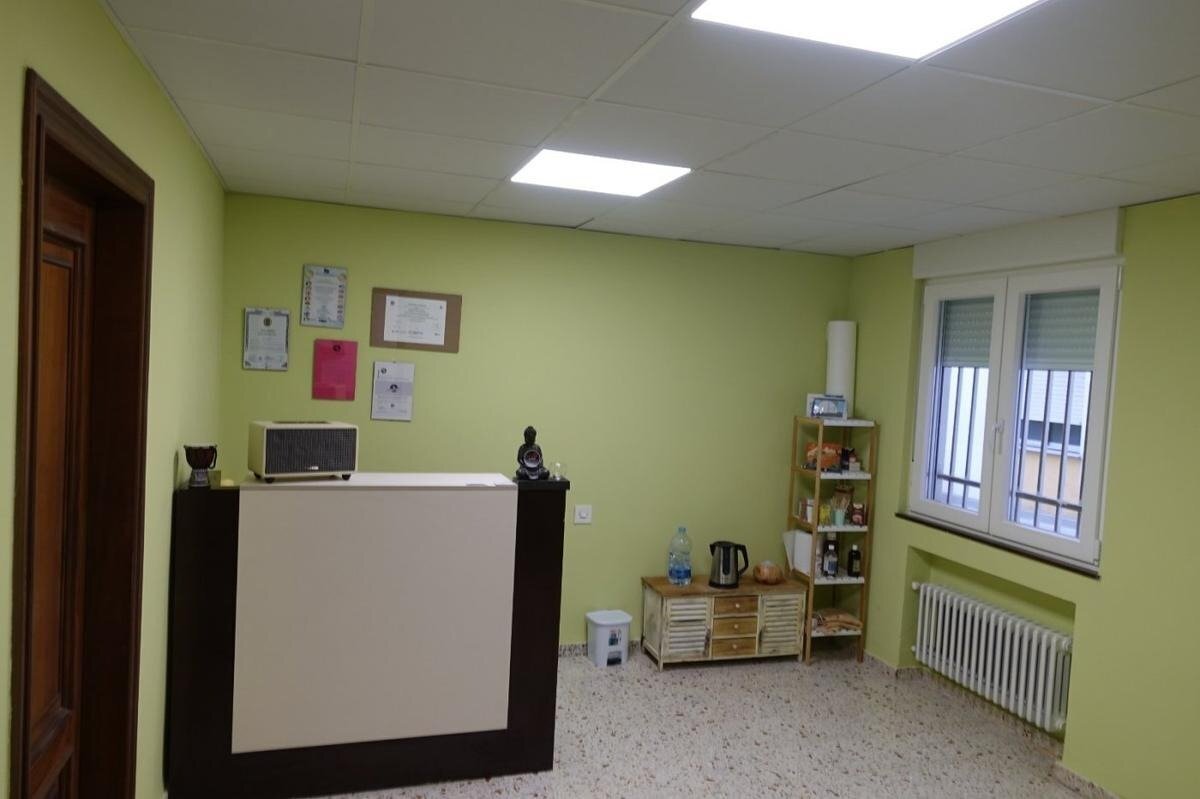 Office in Ponferrada, León for lease Building Photo- Image 1 of 12