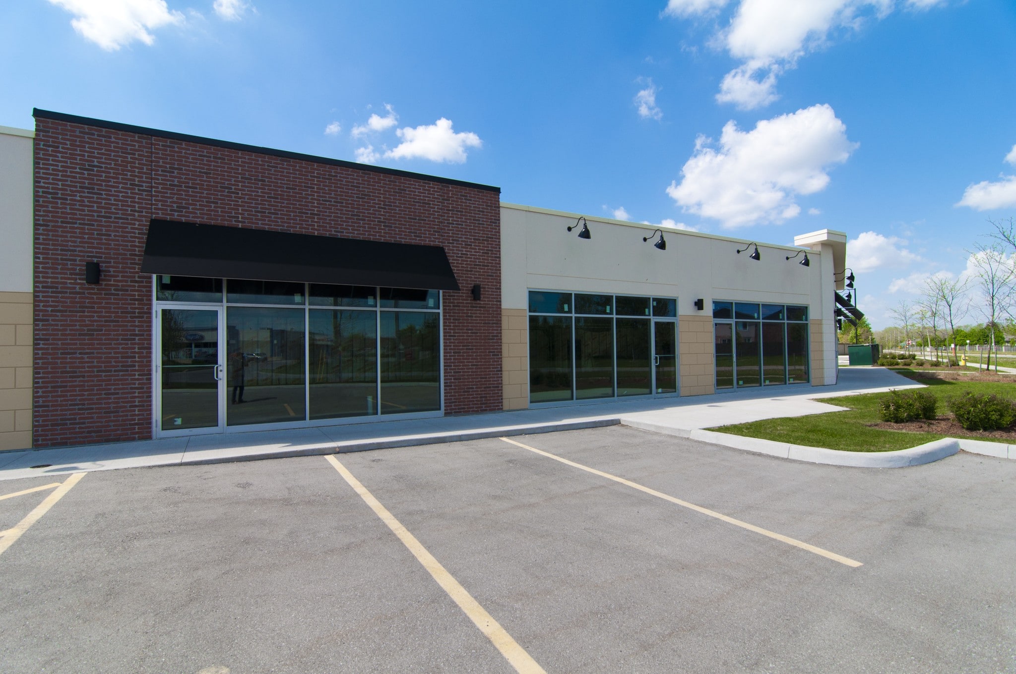 1255 Kilally Rd, London, ON for sale Primary Photo- Image 1 of 1