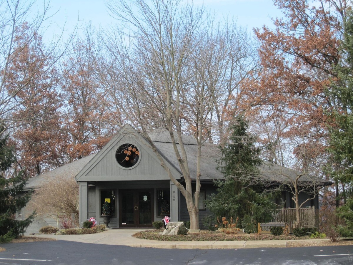 8150 Moorsbridge Rd, Portage, MI 49024