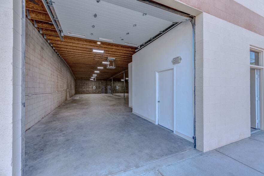1216 E Pennsylvania St, Tucson, AZ for lease - Building Photo - Image 3 of 35