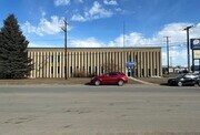 830 43rd St E, Saskatoon SK - Warehouse