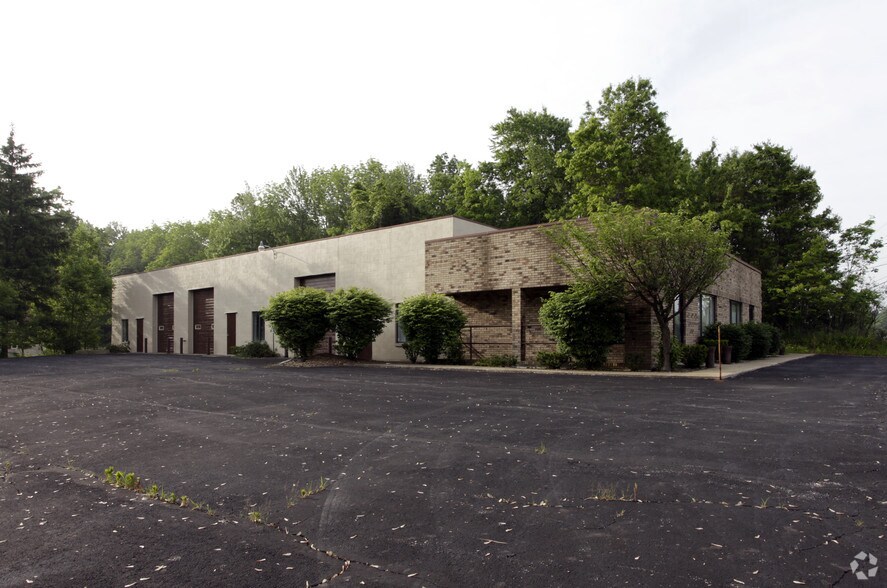 6321 Chittenden Rd, Hudson, OH 44236