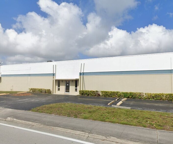 3910 N 29th Ave, Hollywood, FL for sale - Building Photo - Image 1 of 1
