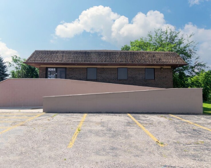 5265 W Pierson Rd, Flushing, MI for lease - Building Photo - Image 3 of 13