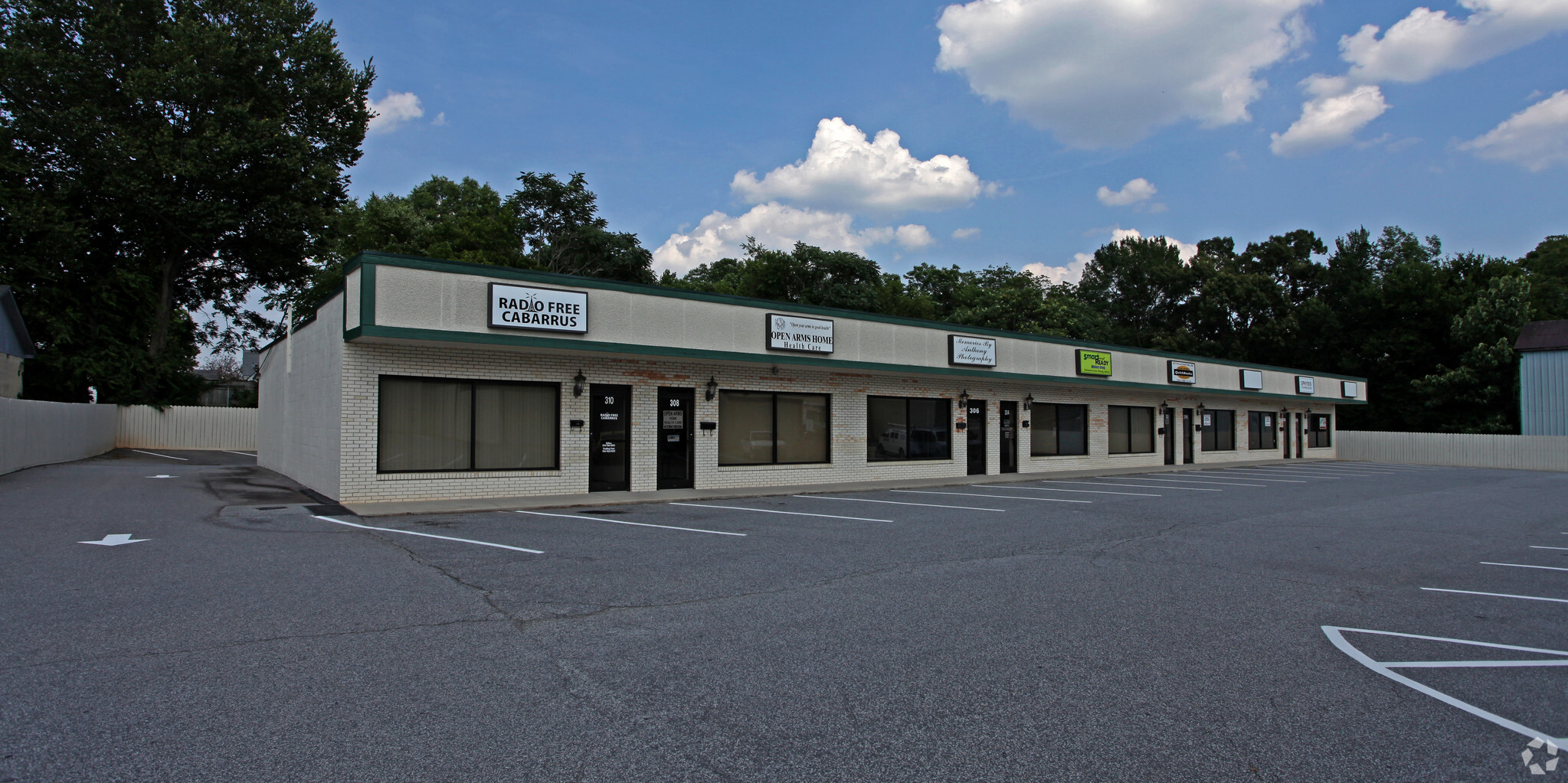 294-310 Church St, Concord, NC for lease Primary Photo- Image 1 of 43