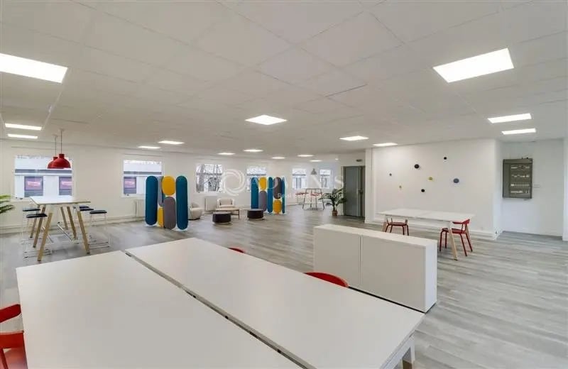Office in Lognes for lease - Interior Photo - Image 2 of 8