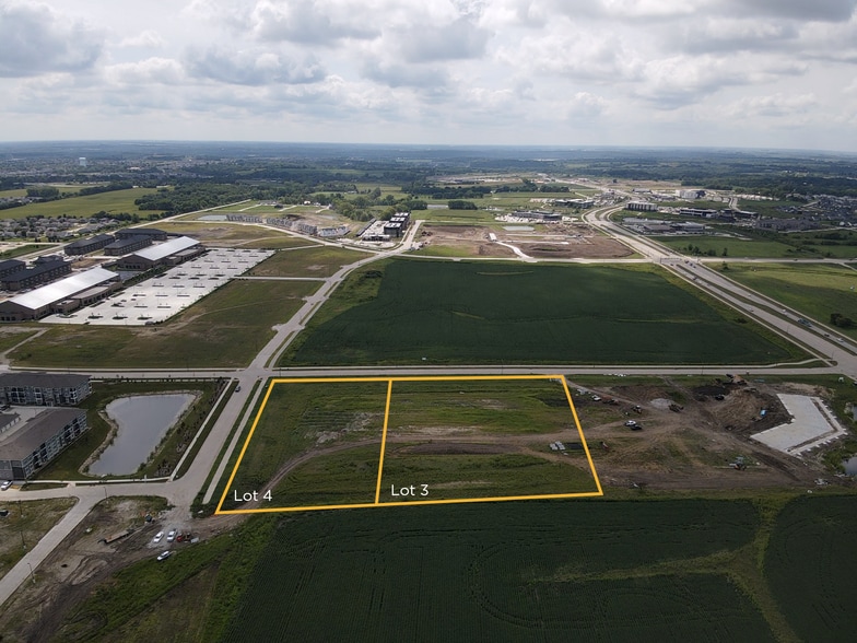 1205 SE Pleasant View Dr, Waukee, IA for sale - Building Photo - Image 2 of 2