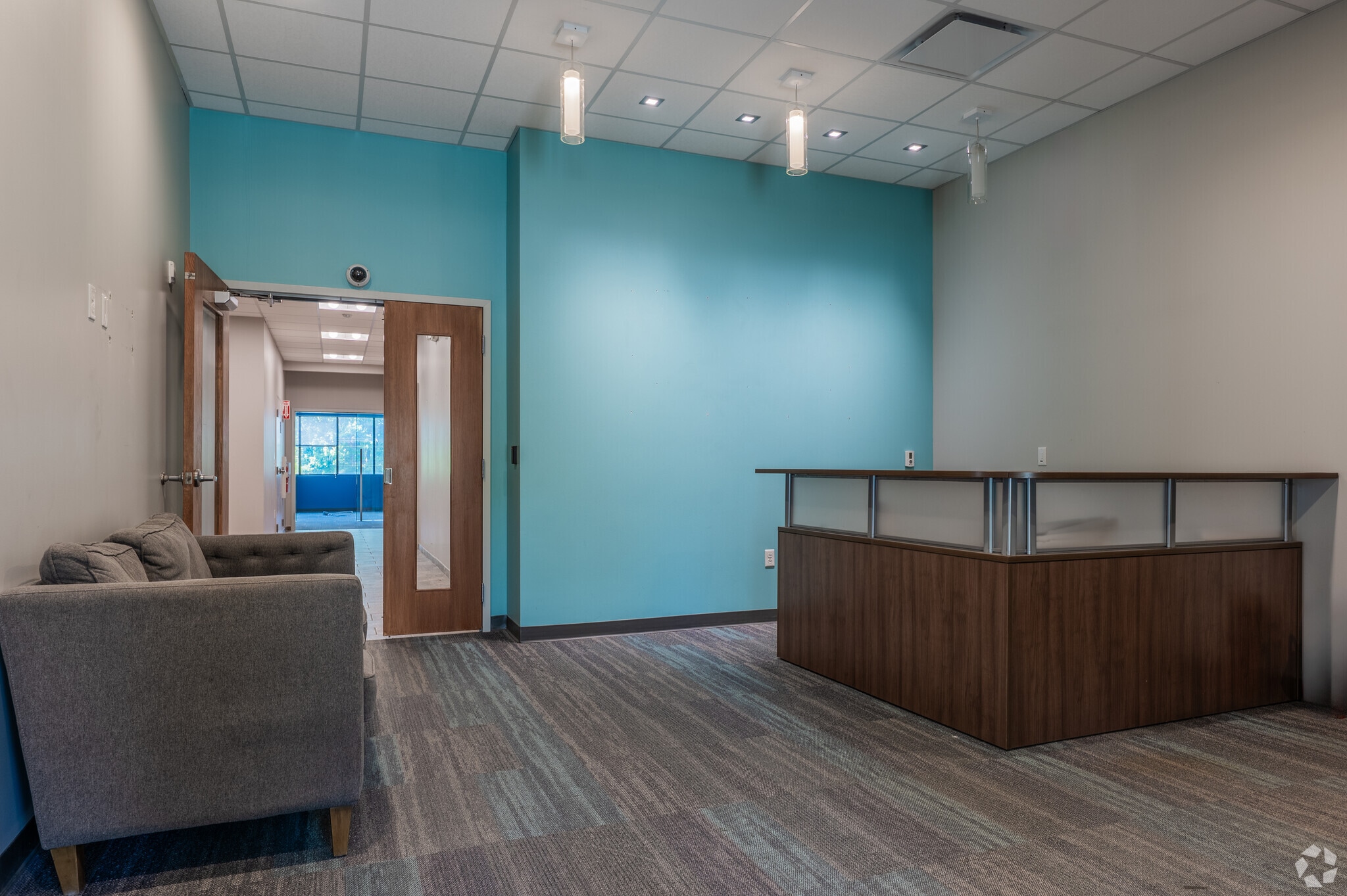 200 Business Center Dr, Pittsburgh, PA for sale Interior Photo- Image 1 of 21