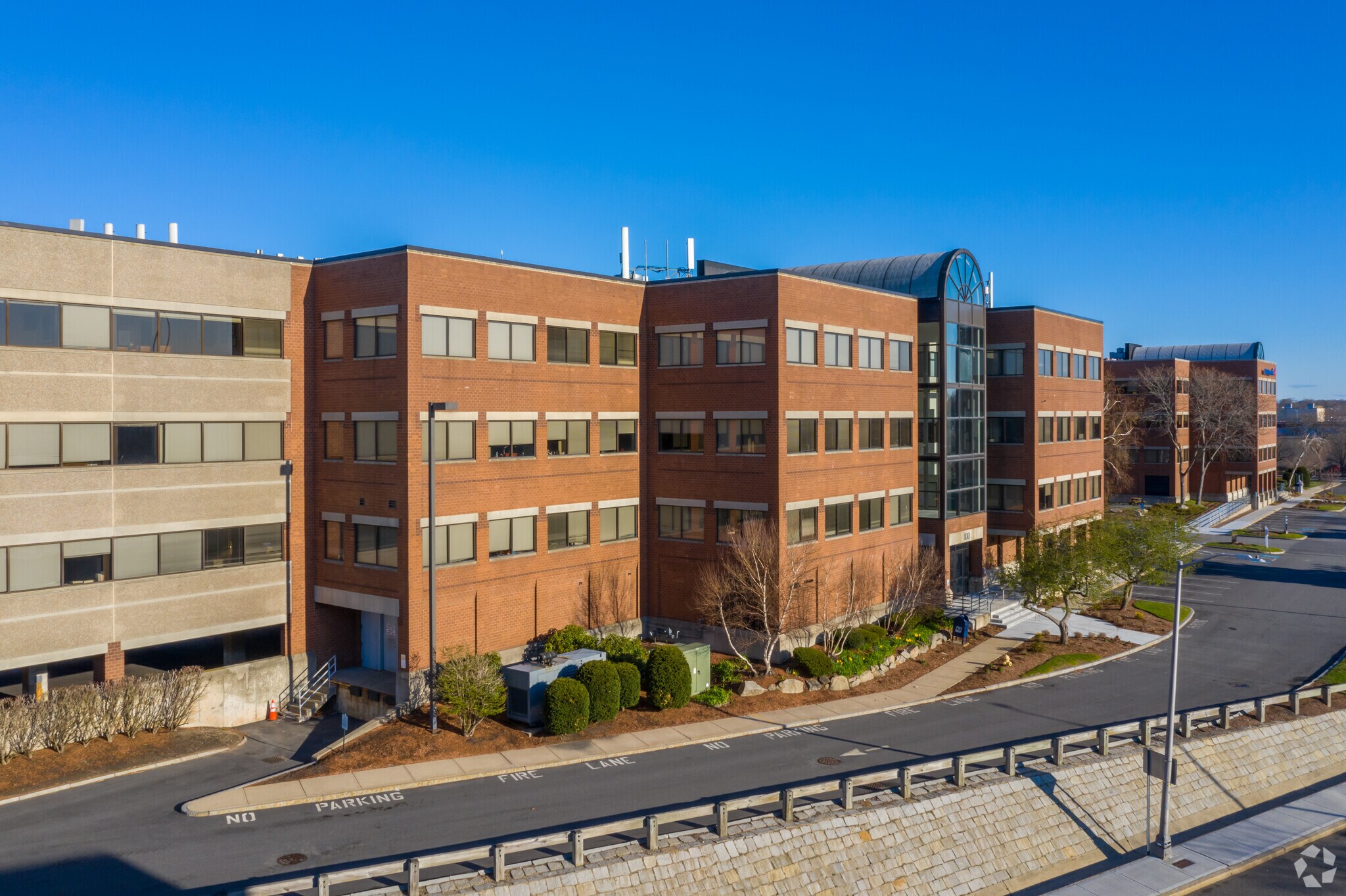 100 Grossman Dr, Braintree, MA 02184 Office for Lease