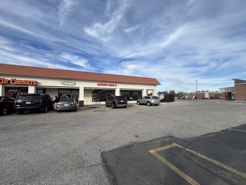 2020 E 21st St N, Wichita, KS for lease - Building Photo - Image 2 of 9