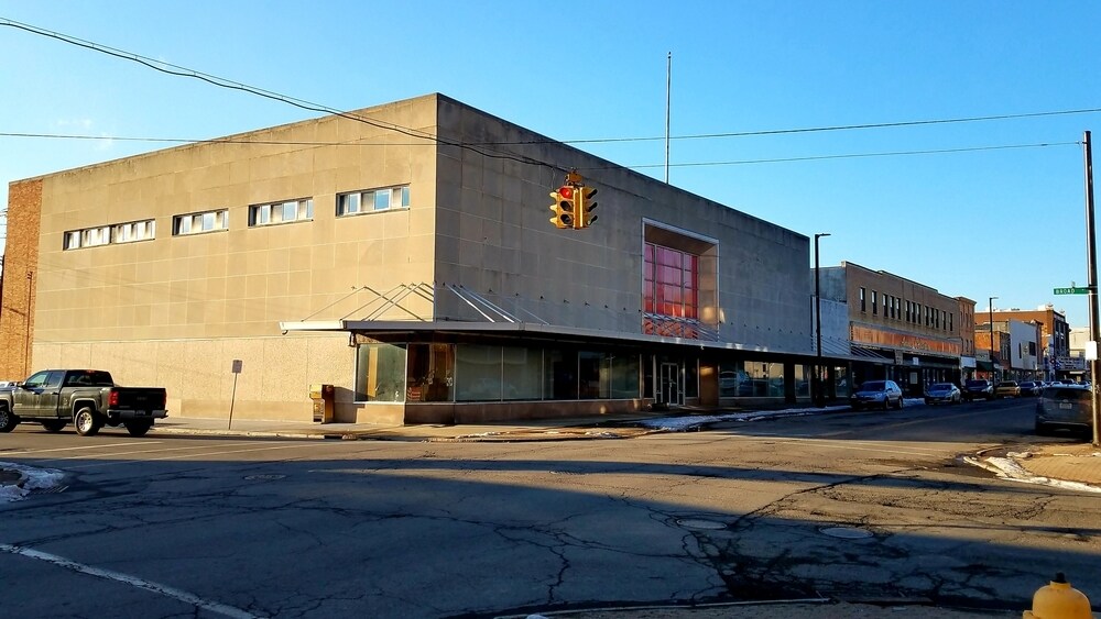 140 Washington Ave, Endicott, NY 13760