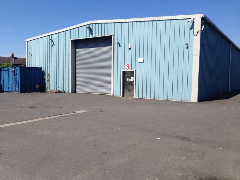 2 Mccalls Ave, Ayr for sale - Primary Photo - Image 1 of 1