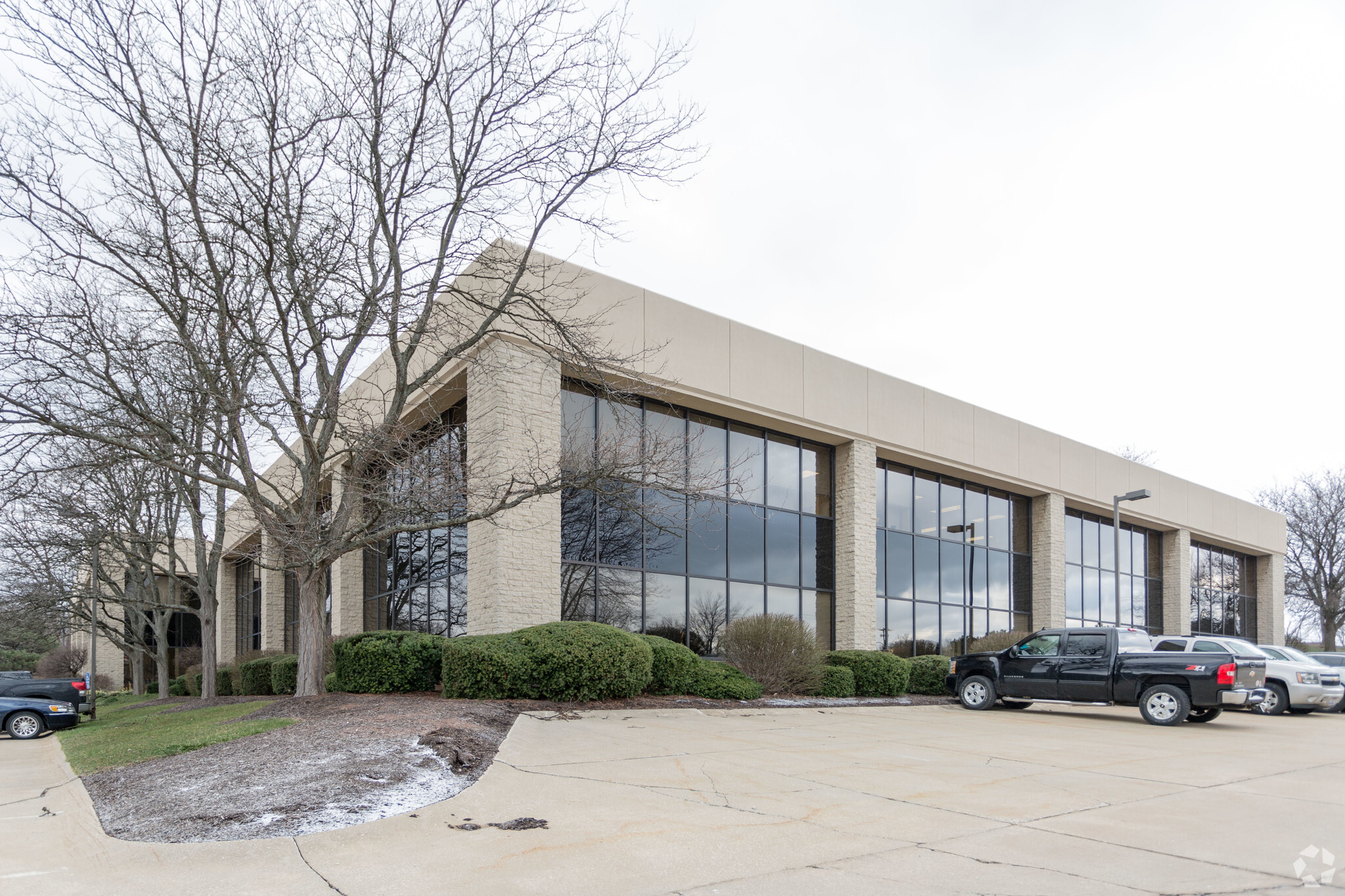 3500 Massillon Rd, Uniontown, OH for lease Primary Photo- Image 1 of 4