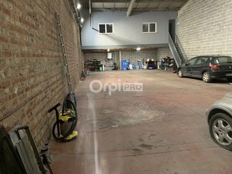 Flex in Wattrelos for sale - Interior Photo - Image 2 of 4