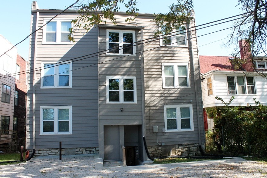 2708-2710 Benton Blvd, Kansas City, MO for sale - Building Photo - Image 3 of 11