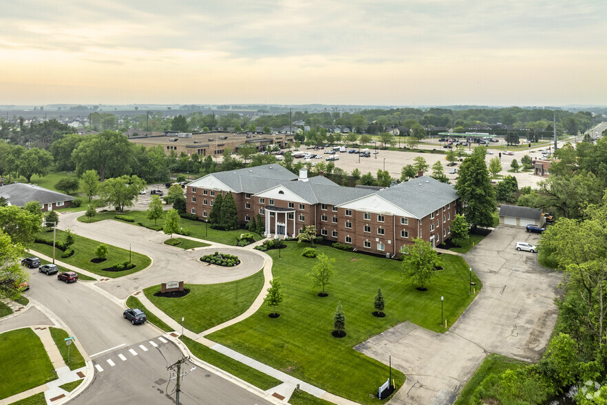 605 Chase Blvd, Sun Prairie, WI for lease - Aerial - Image 2 of 22