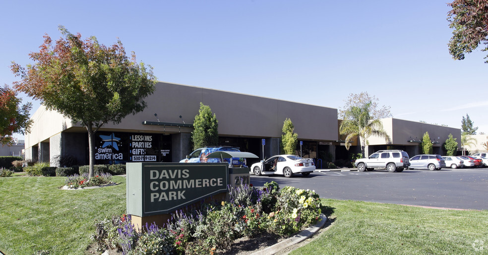 2121 2nd St, Davis, CA for lease - Primary Photo - Image 1 of 4