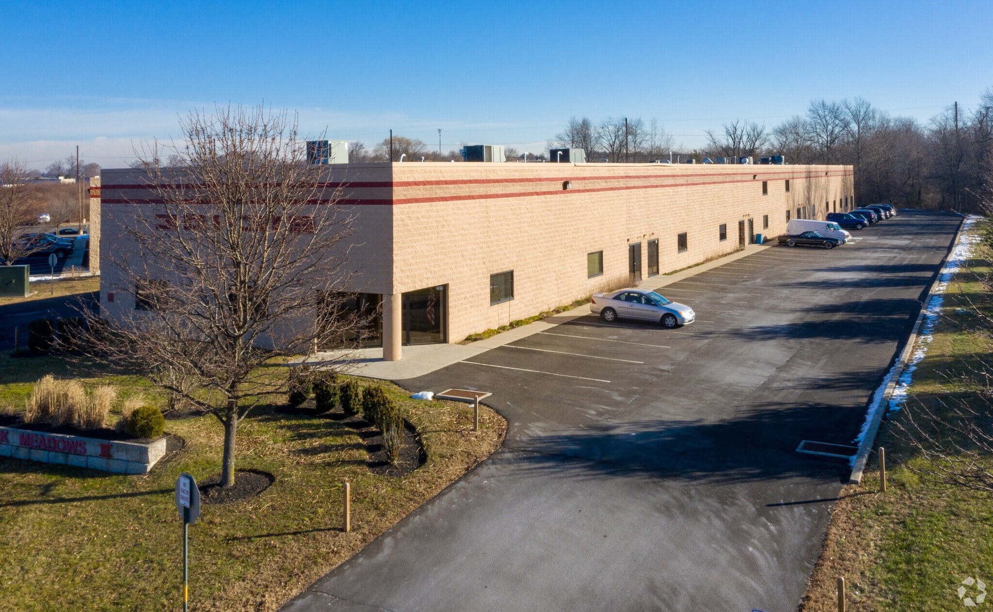 301-315 Camars Dr, Warminster, PA for lease Primary Photo- Image 1 of 61