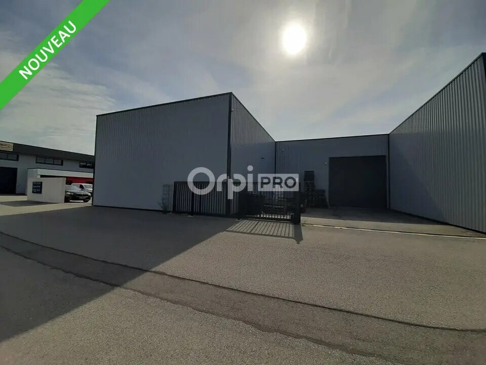 Flex in Valence for lease Building Photo- Image 1 of 9