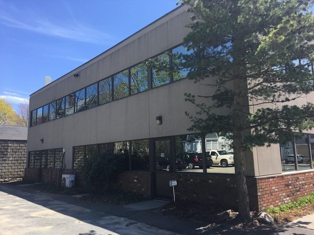 275 Allen St, New Bedford, MA 02740