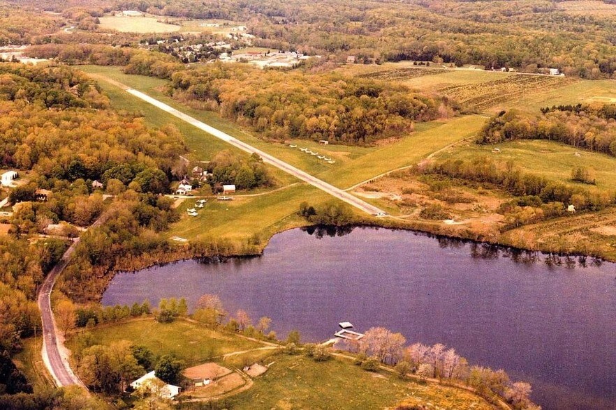 214 Stickles Pond Rd, Newton, NJ for sale - Primary Photo - Image 1 of 1