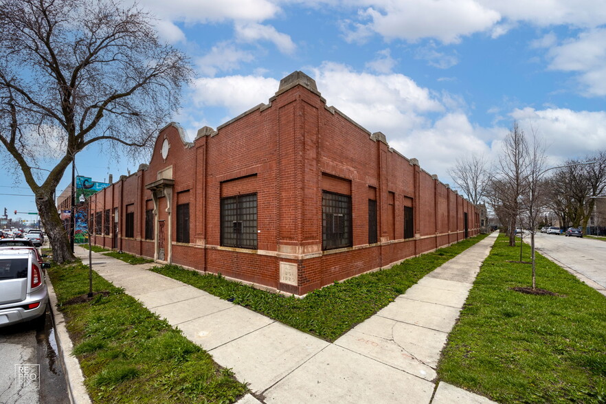 615 S California Ave, Chicago, IL for sale - Building Photo - Image 1 of 1