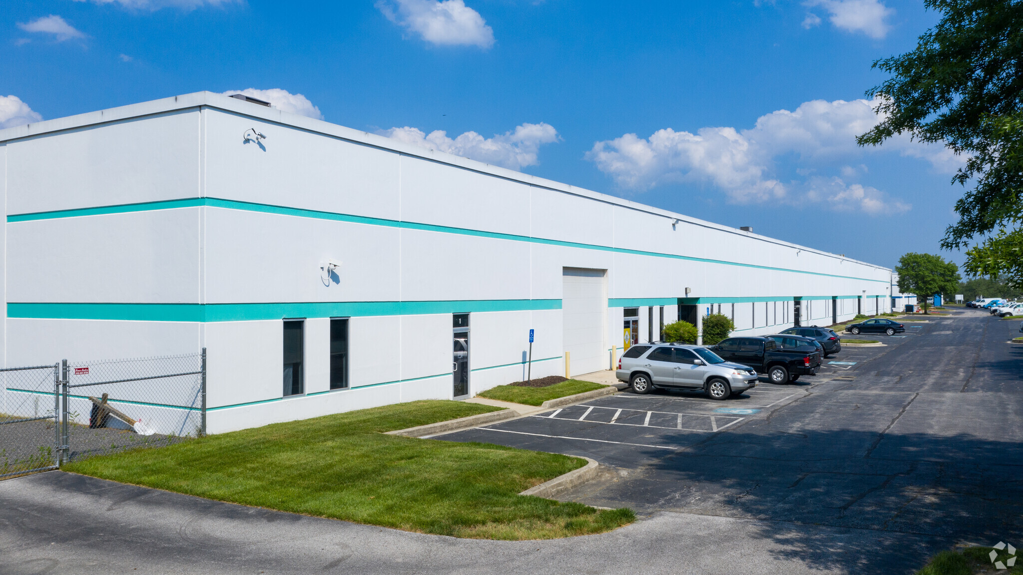 8268 Preston Ct, Jessup, MD for lease Primary Photo- Image 1 of 8