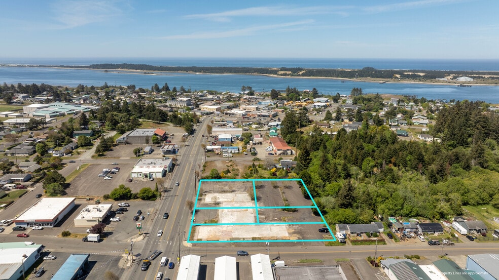 1090 Newmark Ave, Coos Bay, OR for sale - Primary Photo - Image 1 of 34