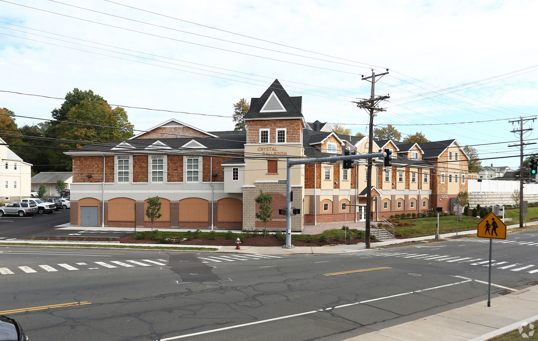 211 Farmington Ave, New Britain, CT for sale Primary Photo- Image 1 of 1