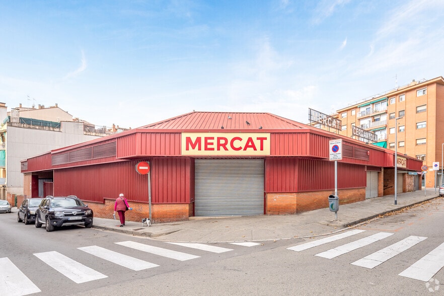 Carrer Atenes, 11, Mataró, Barcelona for sale - Primary Photo - Image 1 of 4