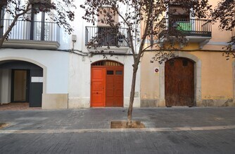Retail in Vilanova i la Geltrú, Barcelona for lease Building Photo- Image 1 of 11