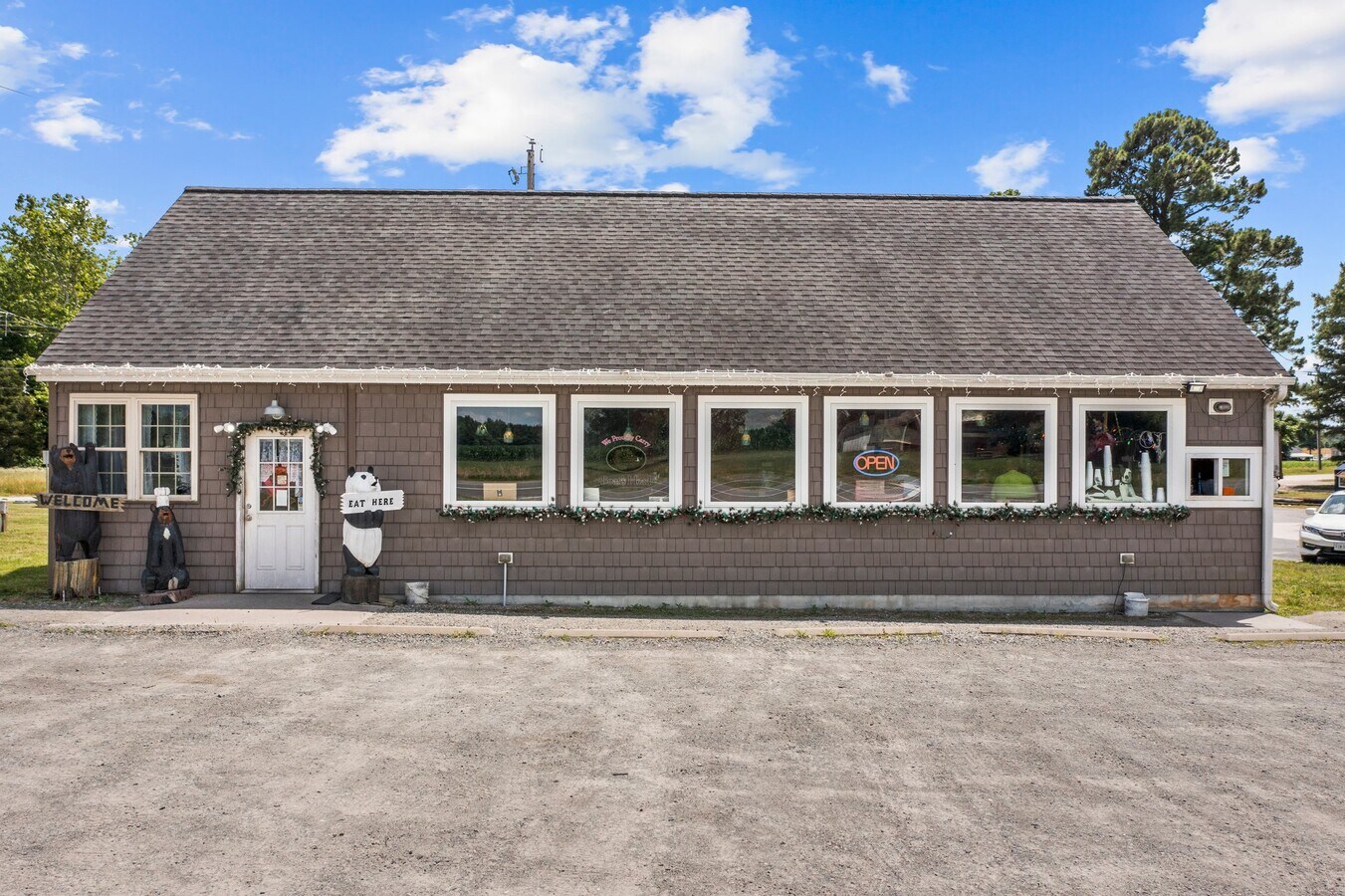 6501 Richmond Hwy, Millers Tavern, VA 23115