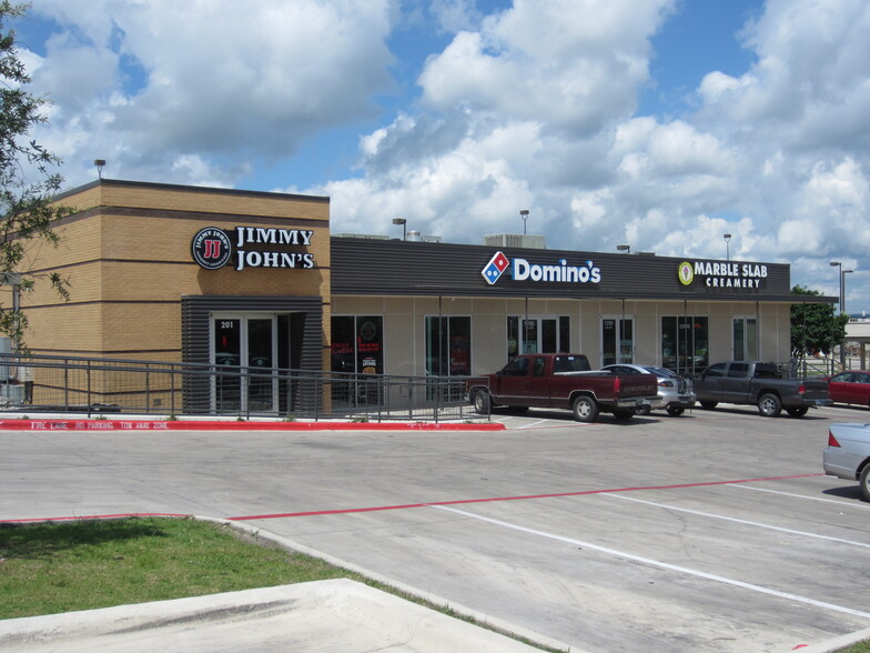 1290 Wonder World Dr, San Marcos, TX for lease - Building Photo - Image 1 of 9